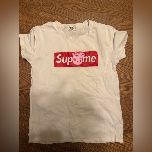 Tshirt - Picture 1 of 5